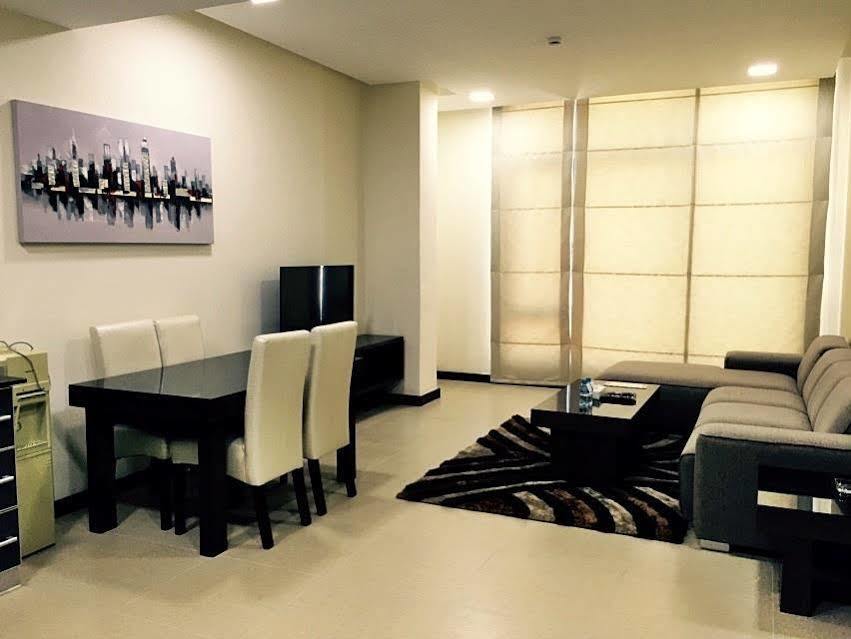 Belle Tower Luxury Apartments Manamah Buitenkant foto