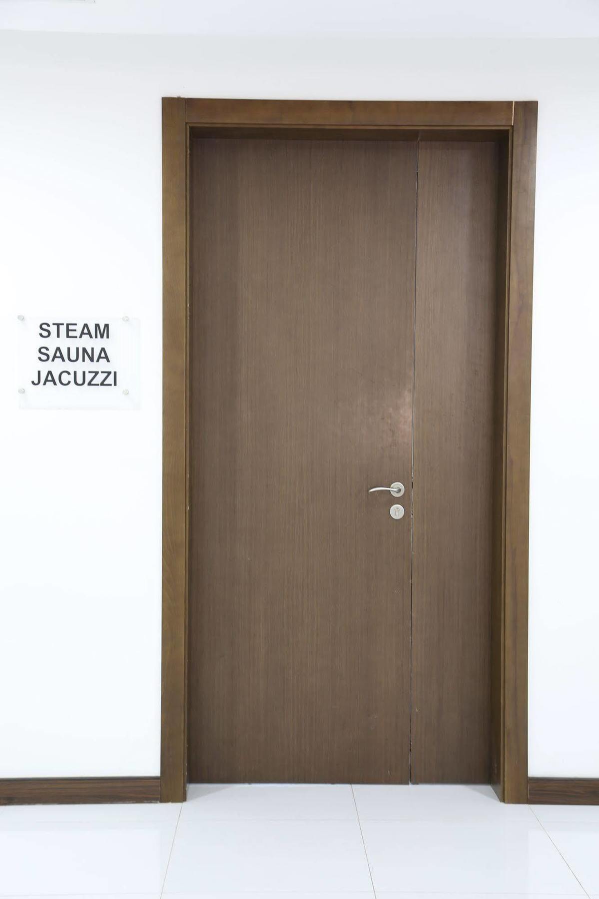 Belle Tower Luxury Apartments Manamah Buitenkant foto