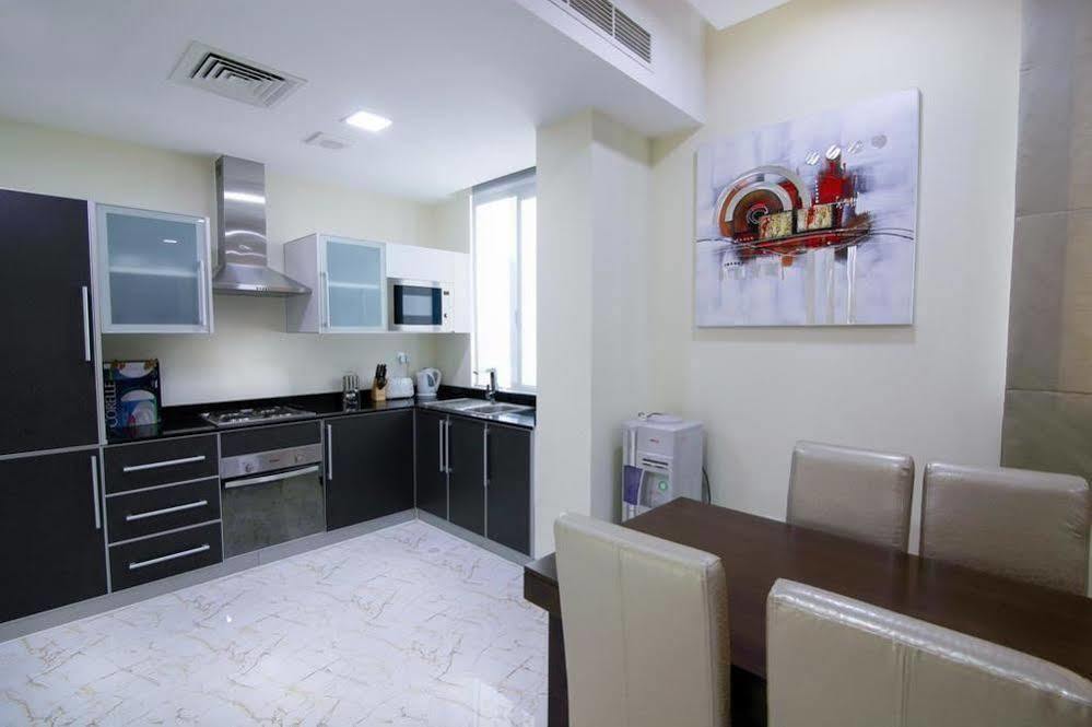 Belle Tower Luxury Apartments Manamah Buitenkant foto